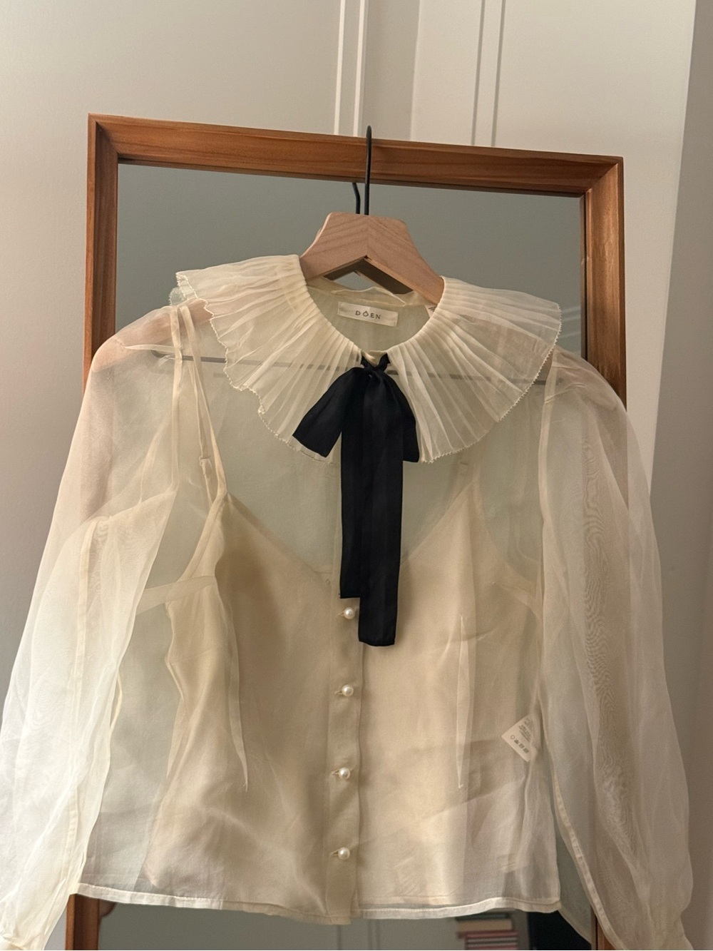Doen Pascal Blouse - Picture 2 of 5